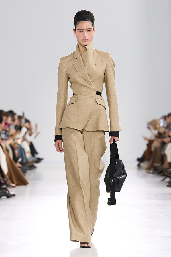 Max Mara Spring/Summer 2026 Fashion Show - Full Beige Look with plain suit and trousers.